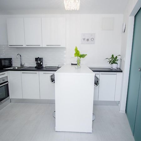 Luxury Studio Apartment White Sensation Vodice Buitenkant foto